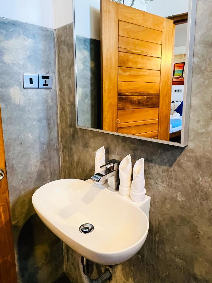 O2 Weligama Hotel & Spa Εξωτερικό φωτογραφία
